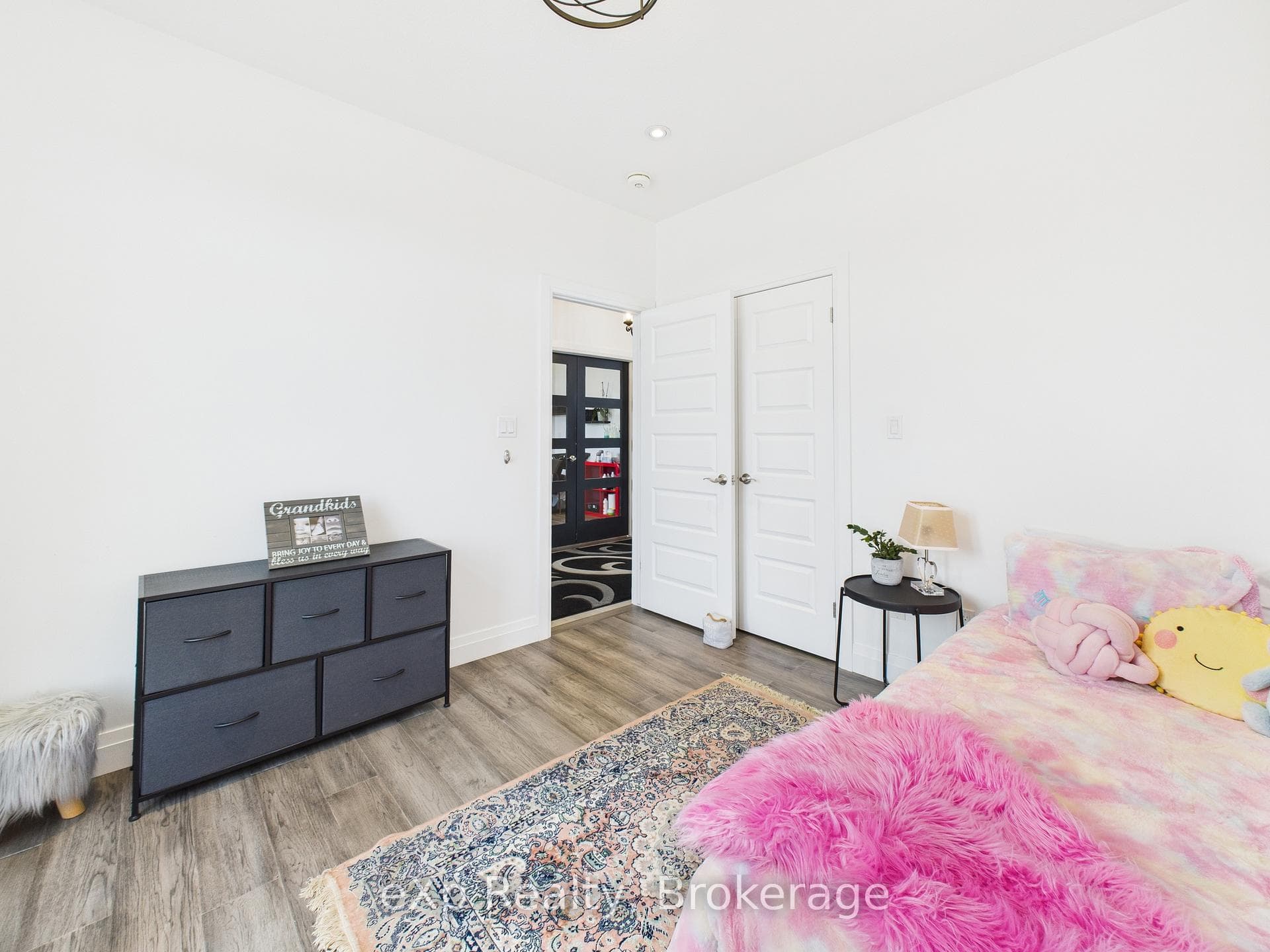 356 Devonshire Road photo 7