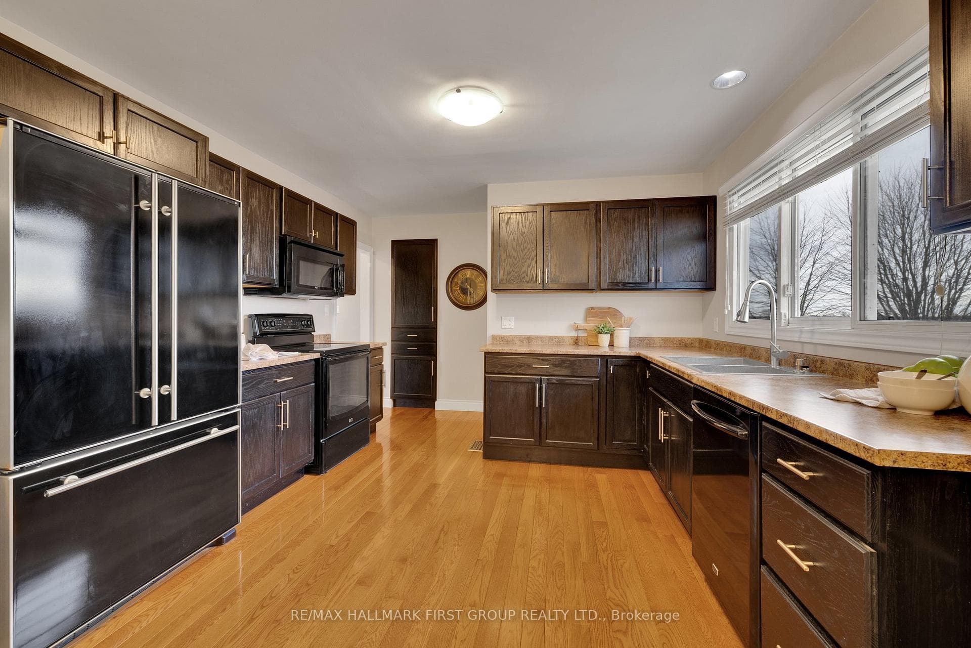 303 Yelverton Road photo 12