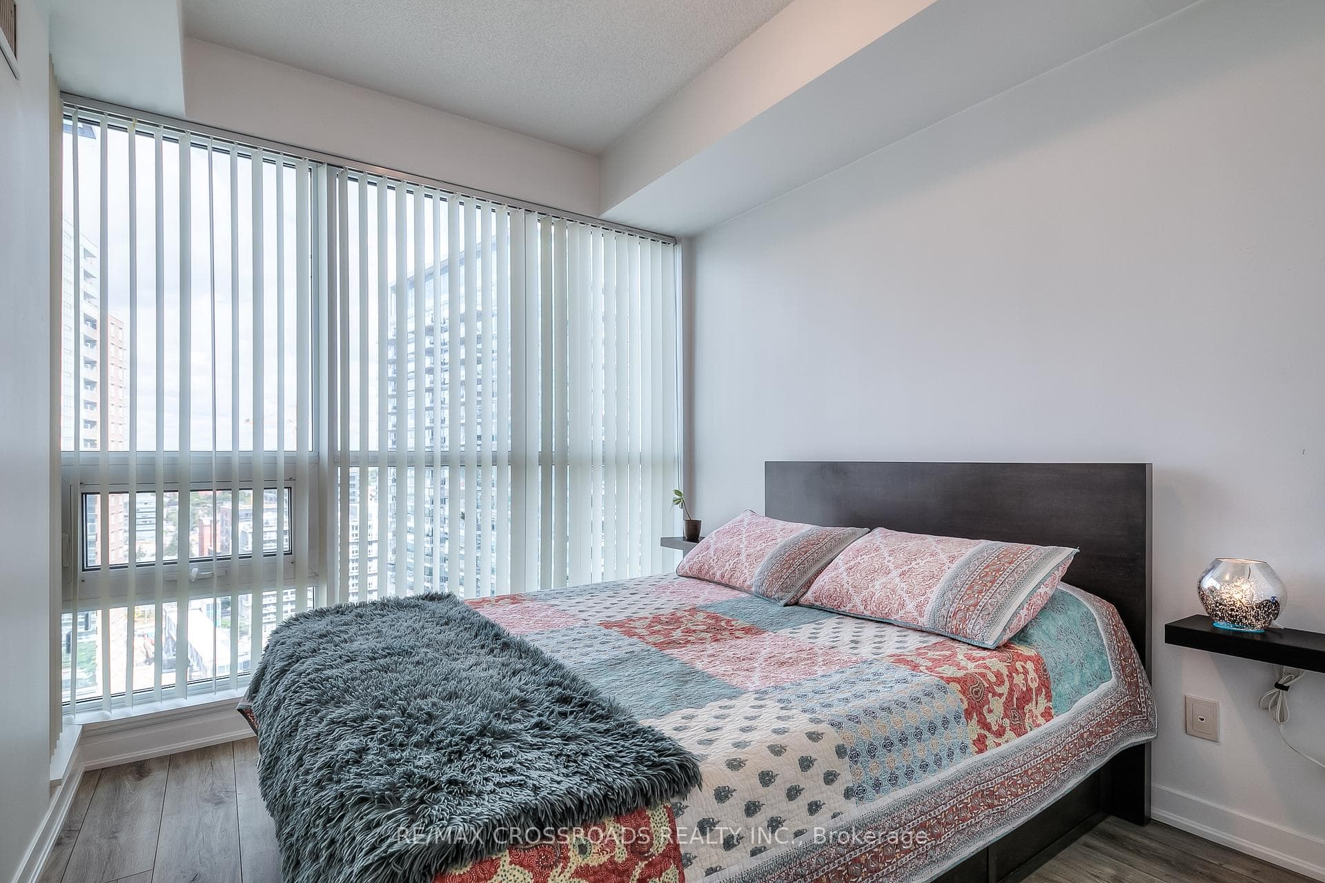 150 East Liberty Street Unit 1701 photo 17