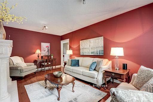 803 Exceller Circle photo 17