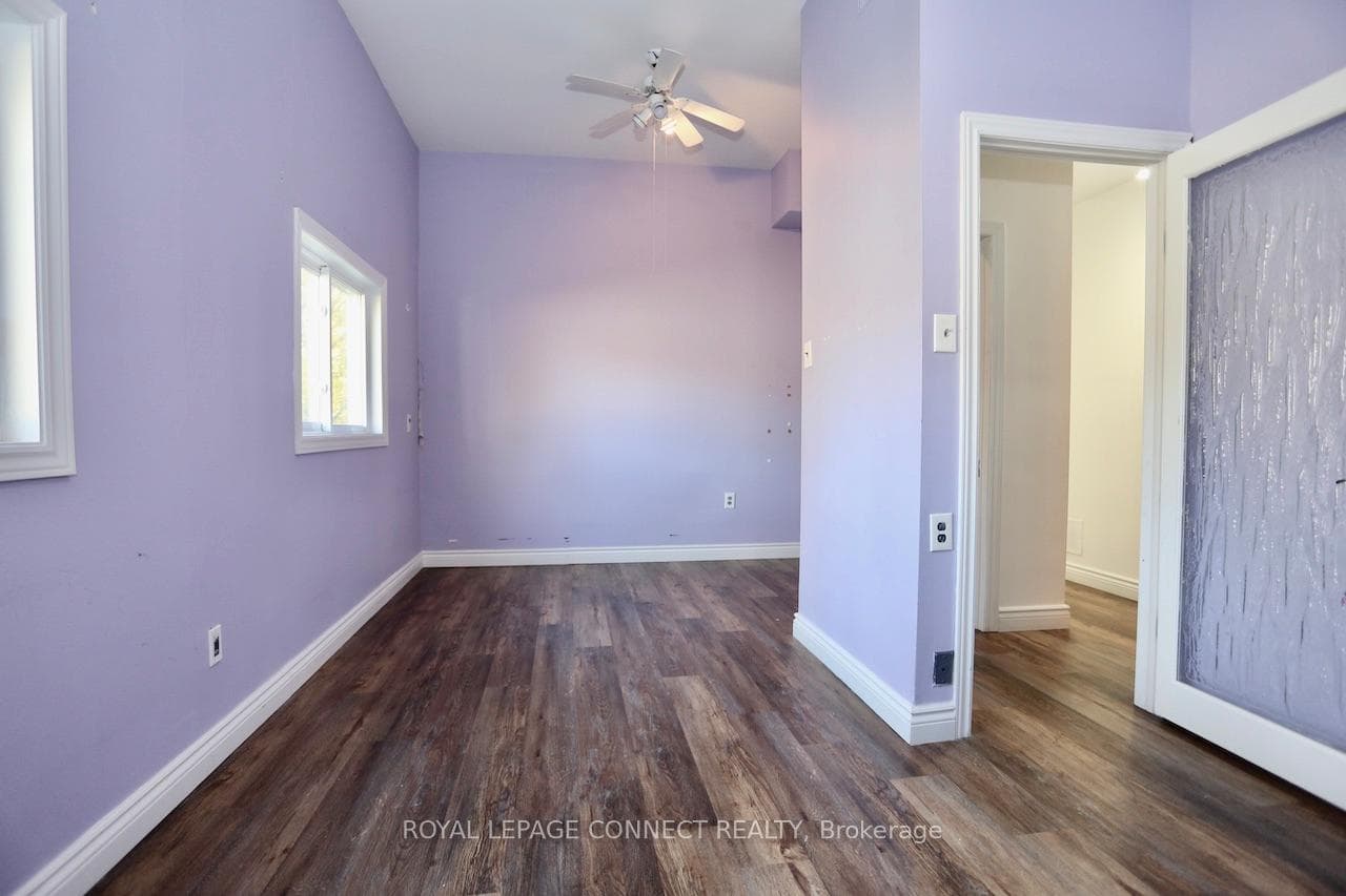 1641 Taunton Road photo 12