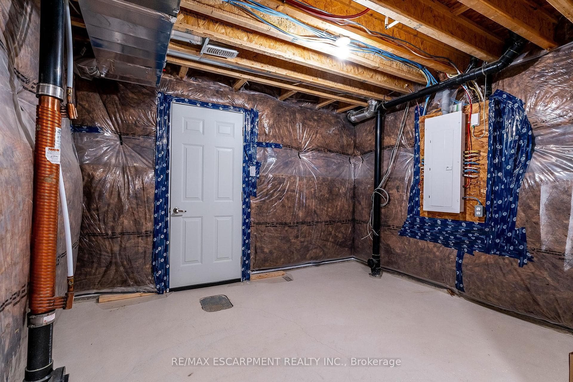 19 Lillian Way photo 24