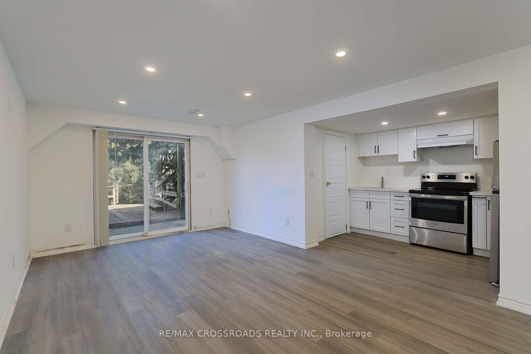 116 Lakeview Court photo 28