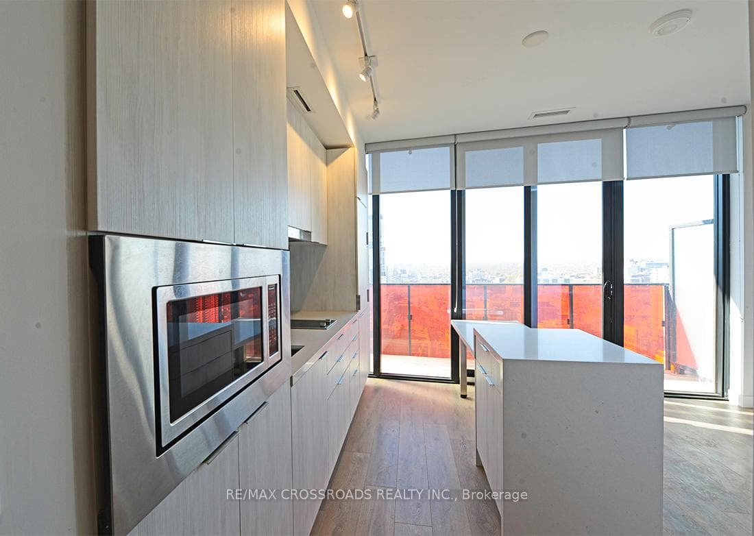 215 Queen Street Unit 2503 photo 7