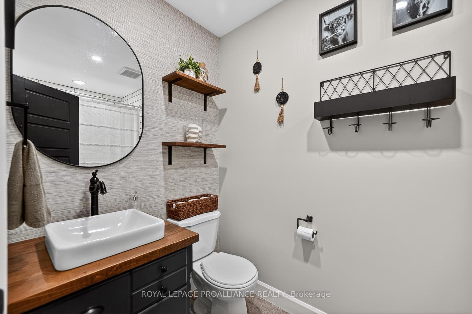 9 Willow Drive photo 20