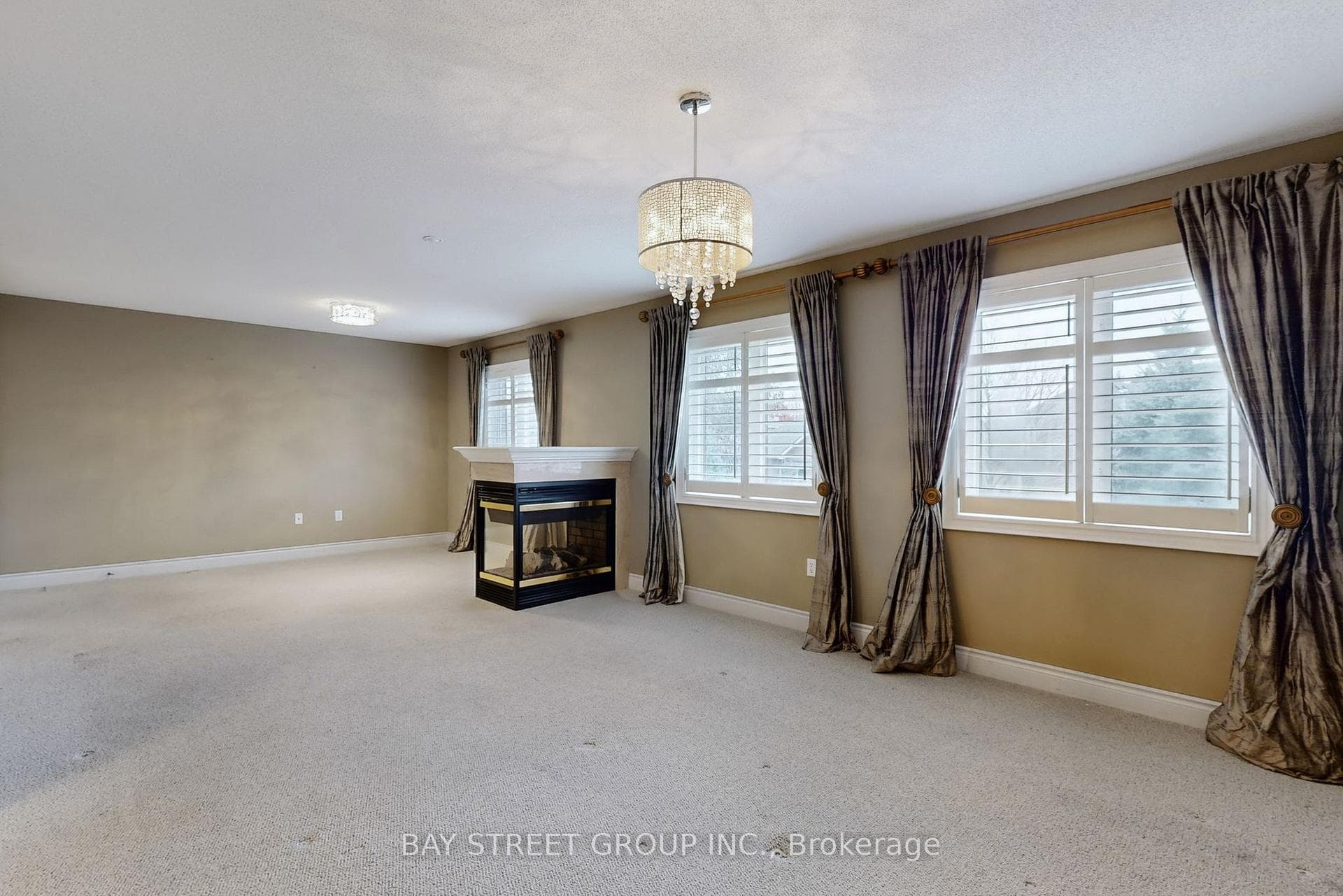 2352 Delnice Drive photo 38