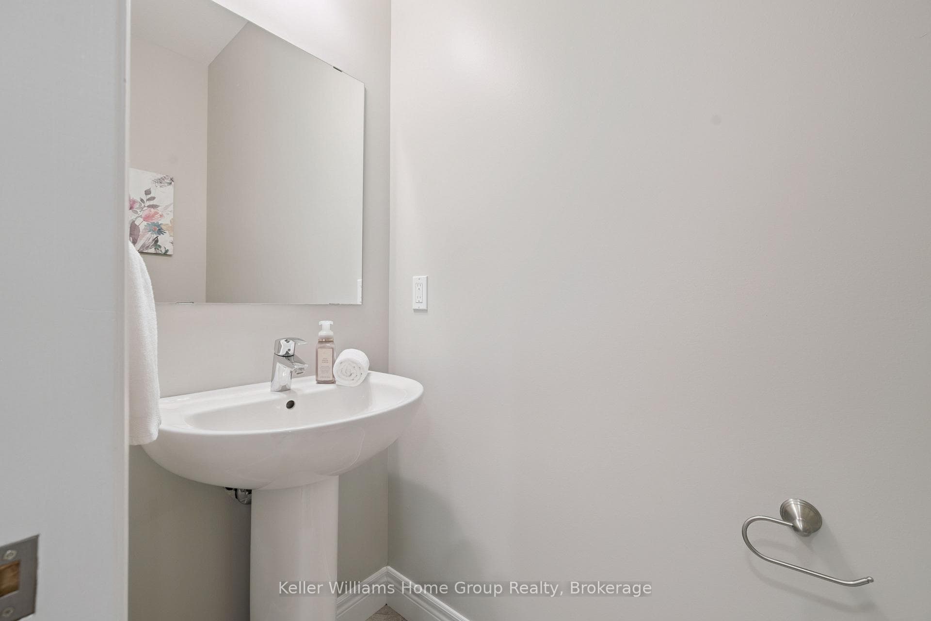 254 Gosling Gardens Avenue Unit 11 photo 18