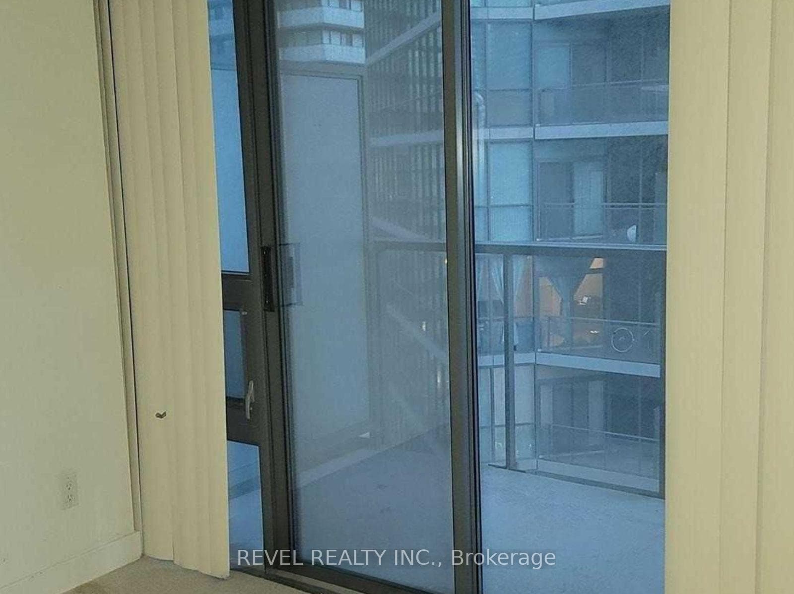33 Charles Street Unit 2901 photo 11