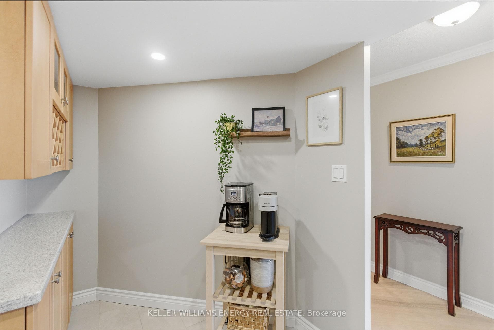 360 Watson Street Unit 903 photo 7
