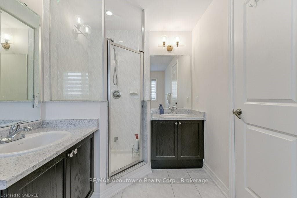 7 BEASLEY Grove photo 23