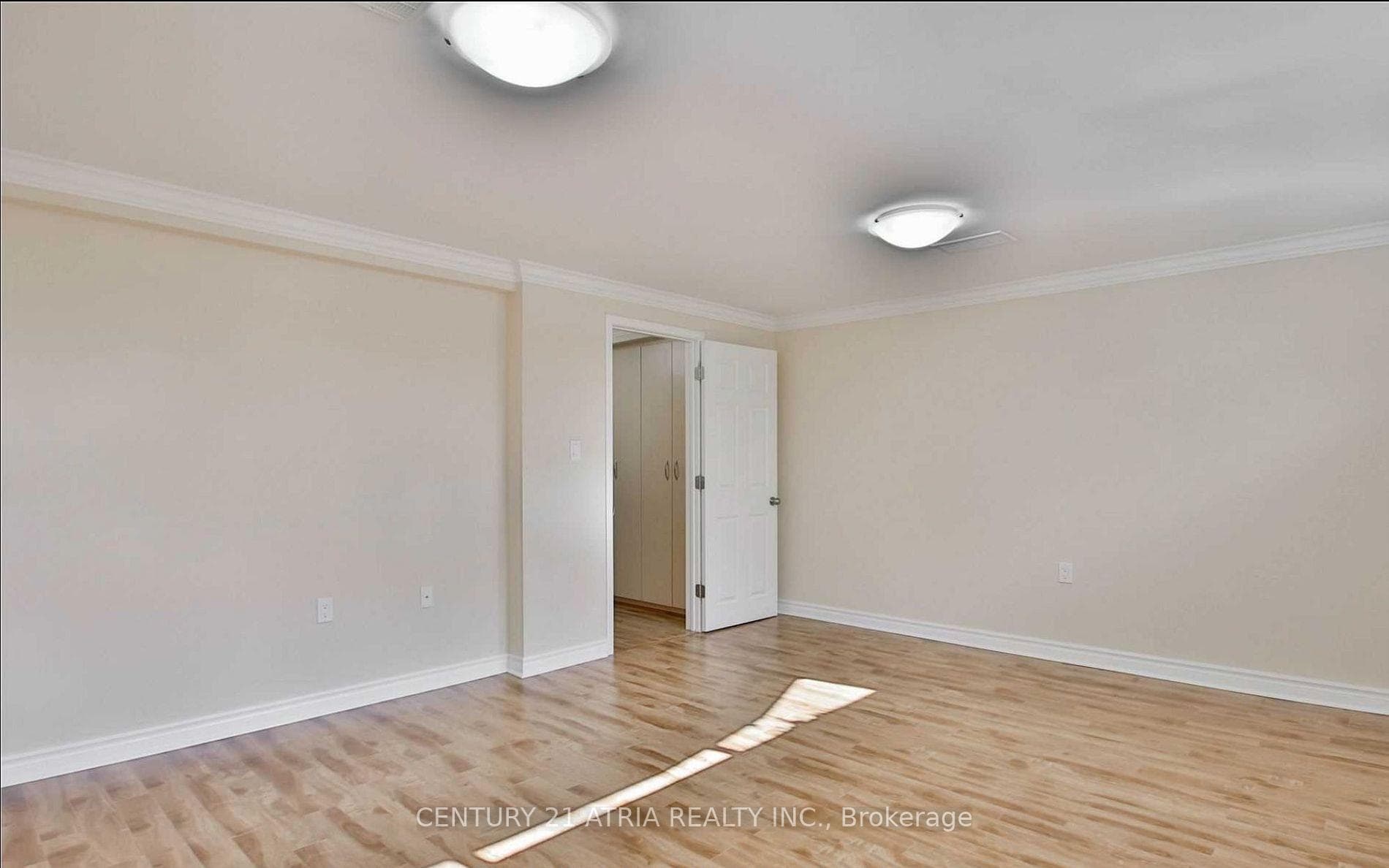 243 Harrygan Crescent photo 13