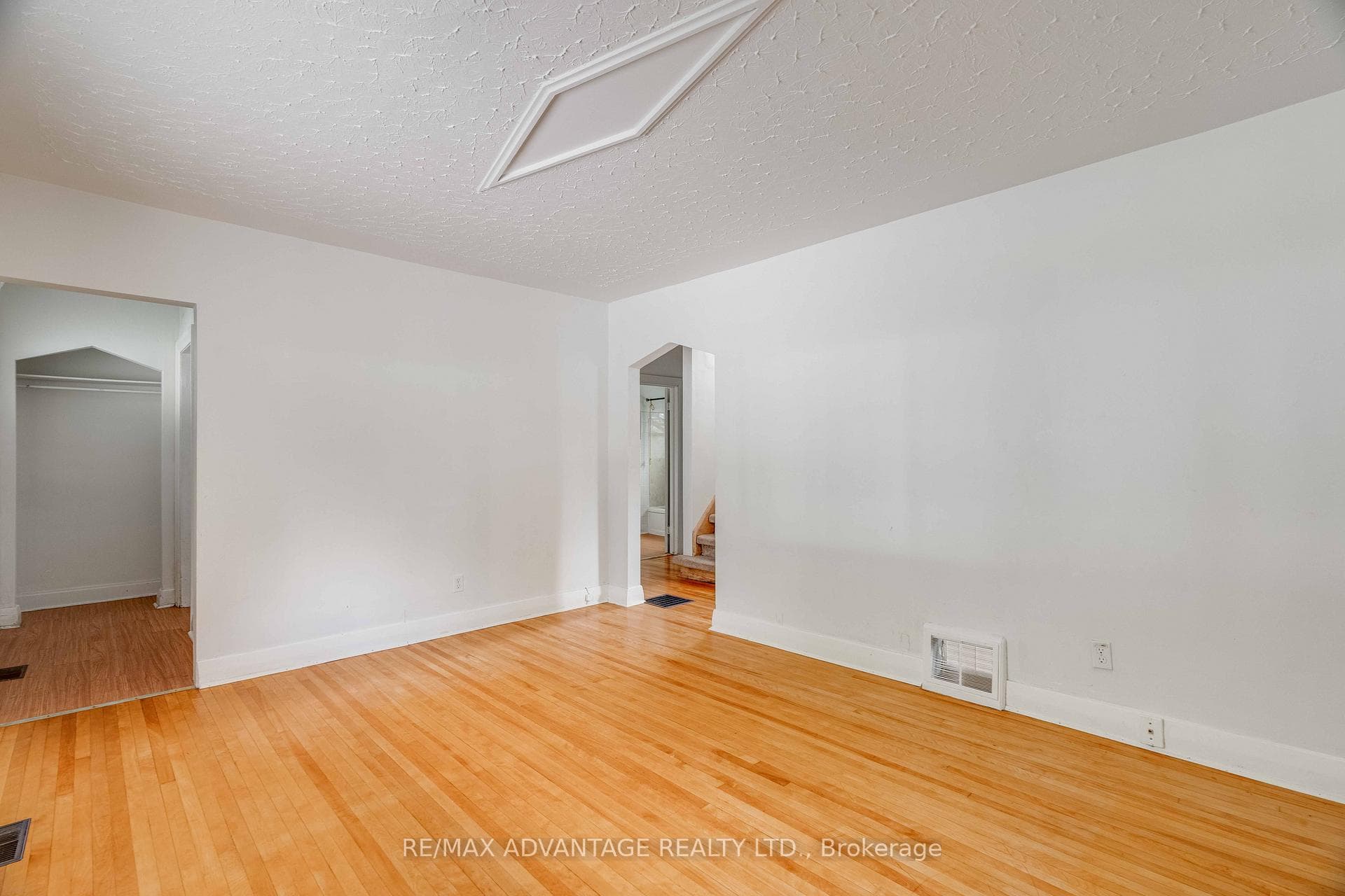 193 Fellner Avenue photo 12