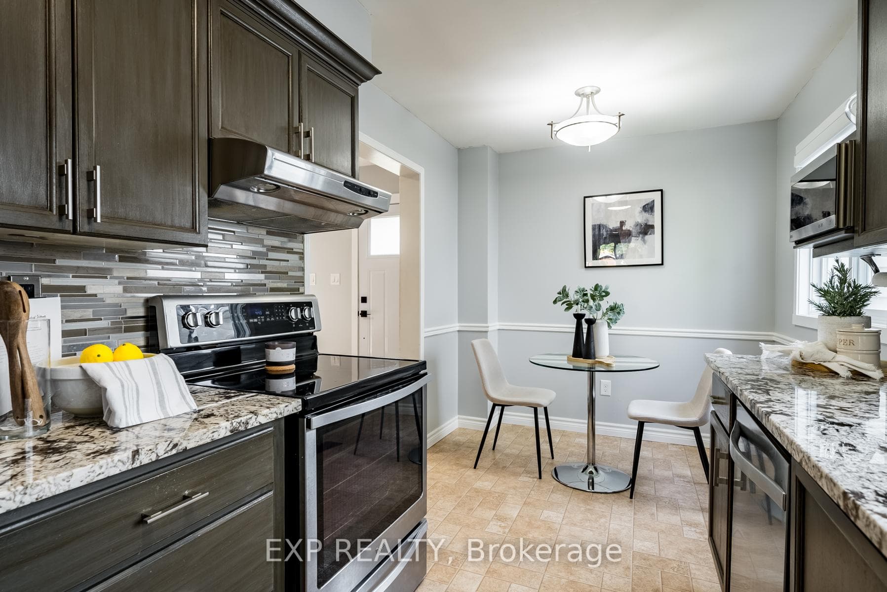 896 Fairbanks Road photo 10