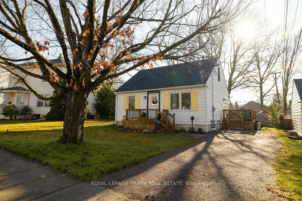 313 Mason Avenue photo 5