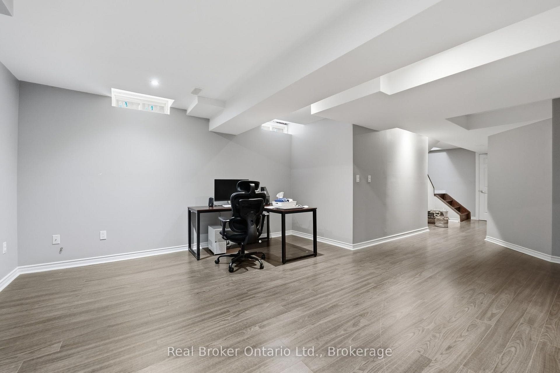 3293 Steeplechase Drive photo 40