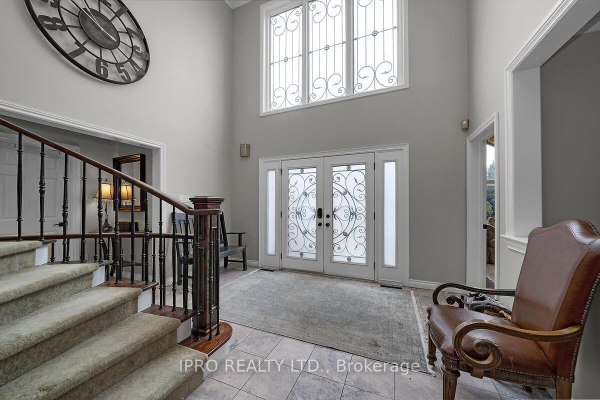 44 Ellsworth Avenue photo 3