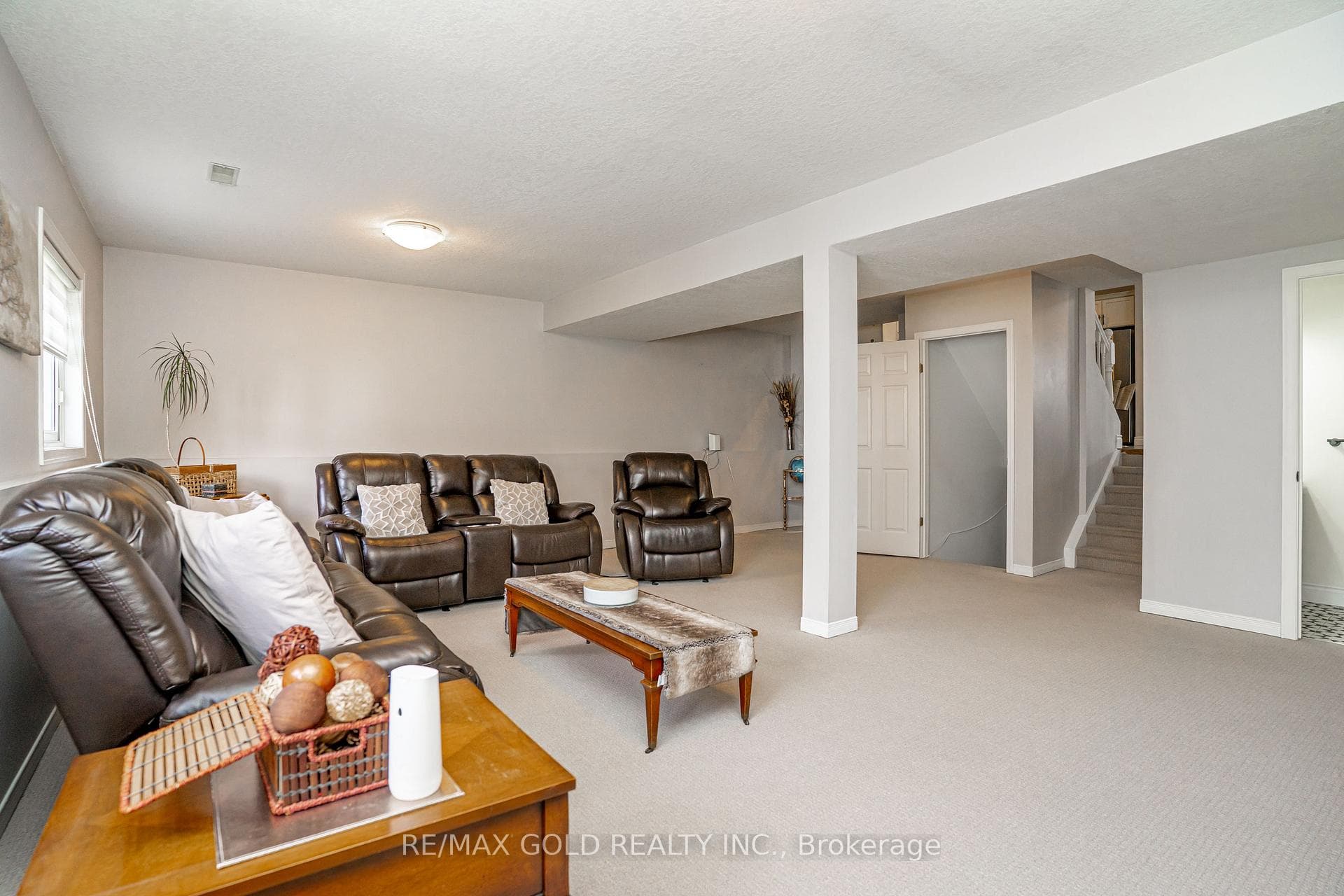 22 Marston Crescent photo 26