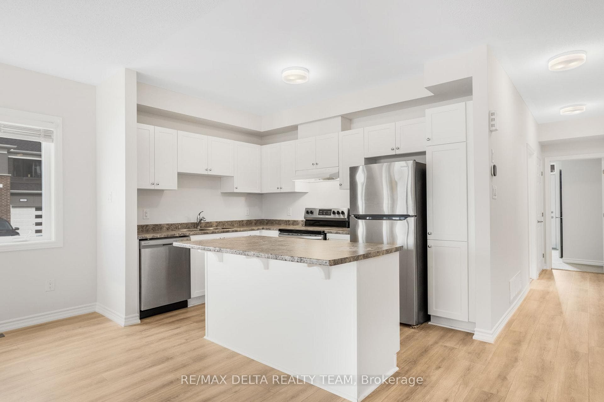251 Zenith Private N/A Unit 1 photo 12