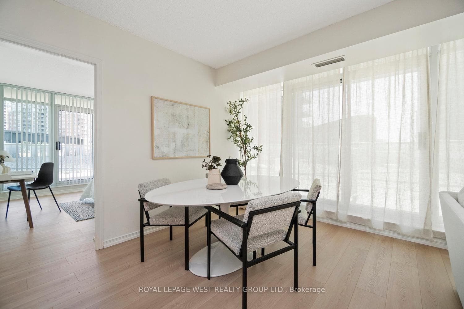 5508 Yonge Street Unit 202 photo 33