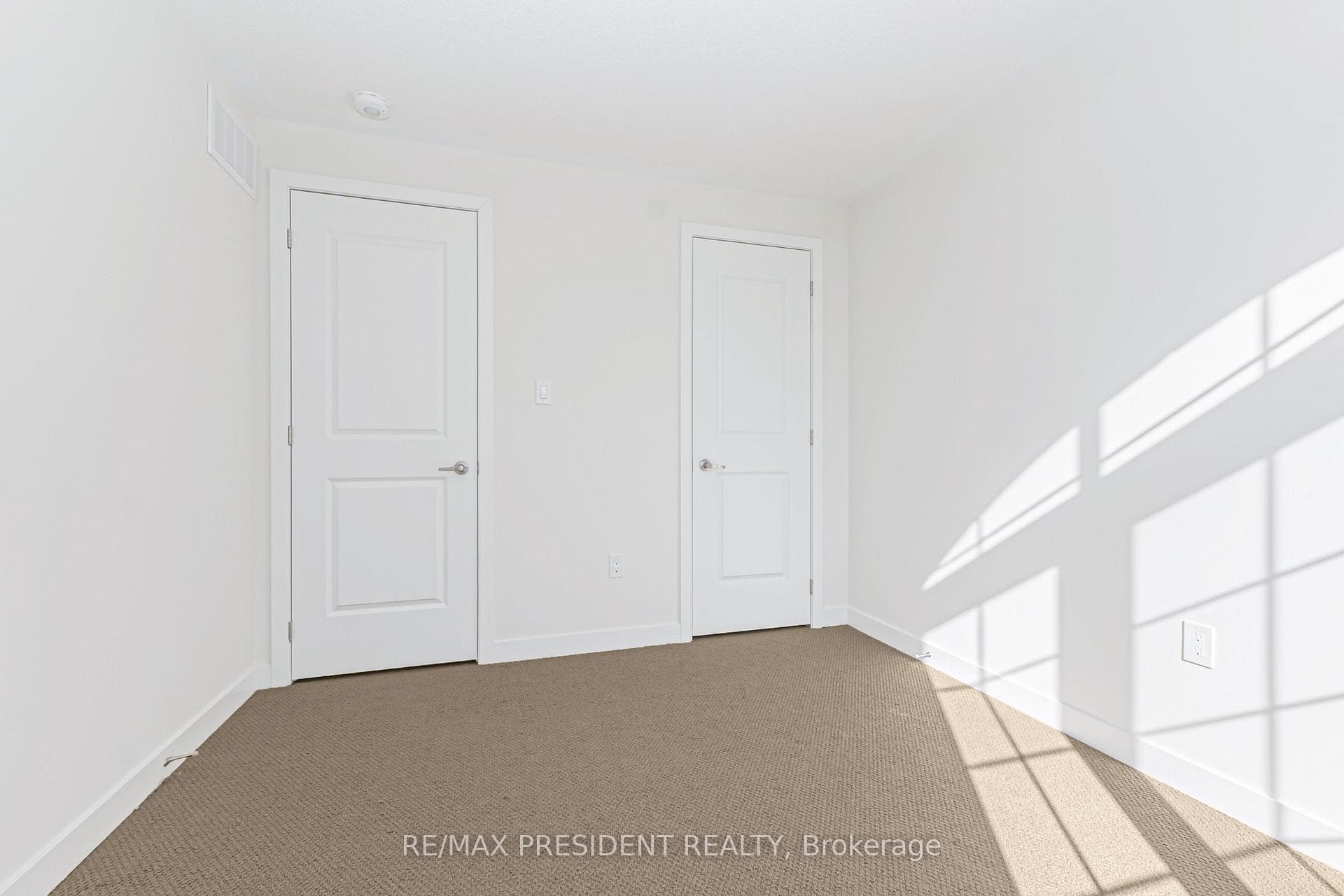 39 Henshaw Drive photo 29