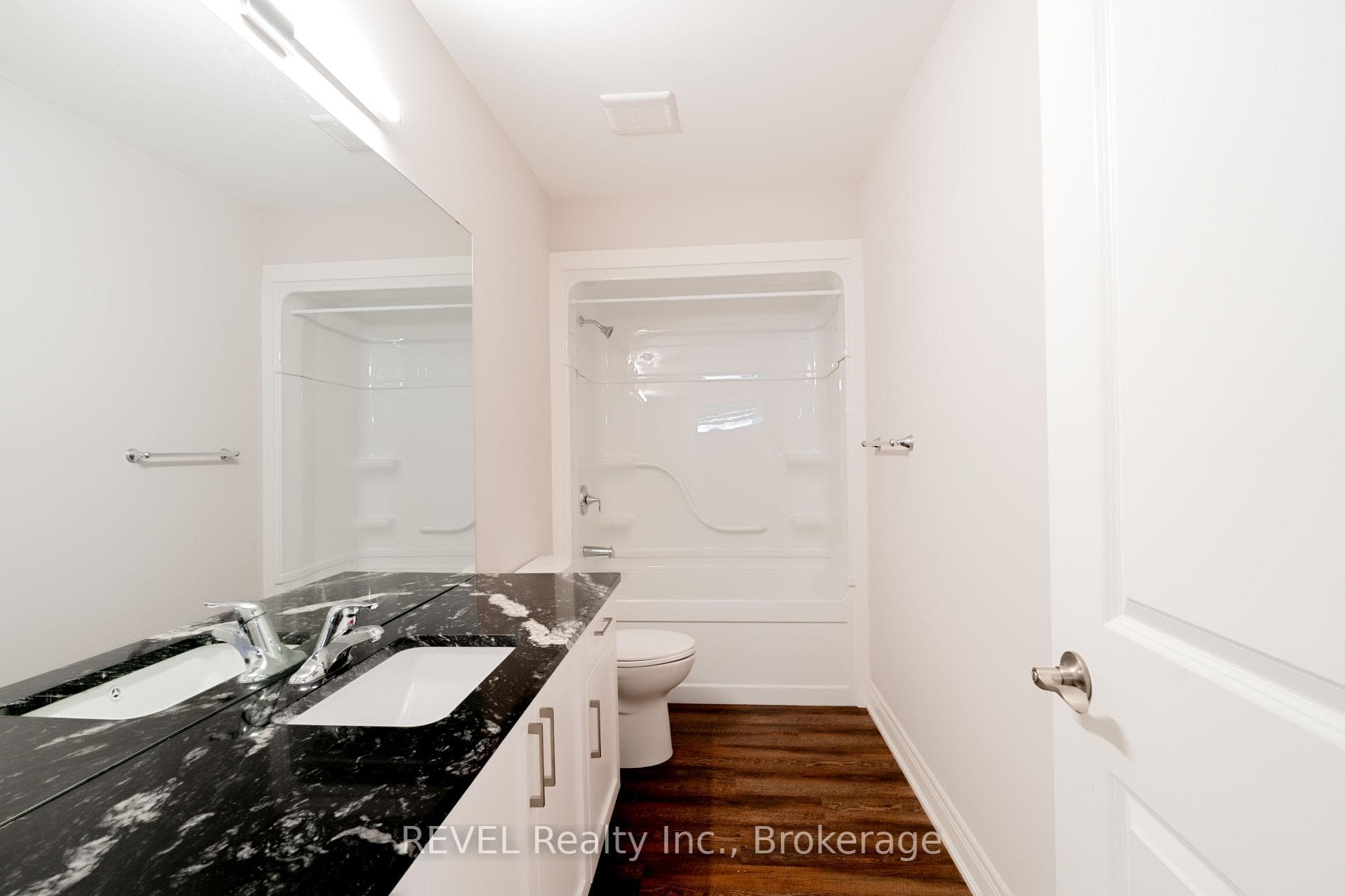 202 VIGER Drive photo 36