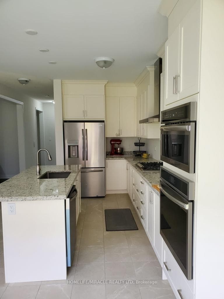 1807 Fosterbrook Street photo 6