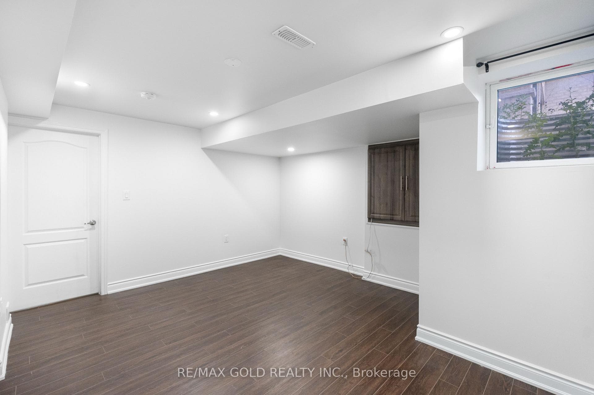 99 Watsonbrook Drive photo 44