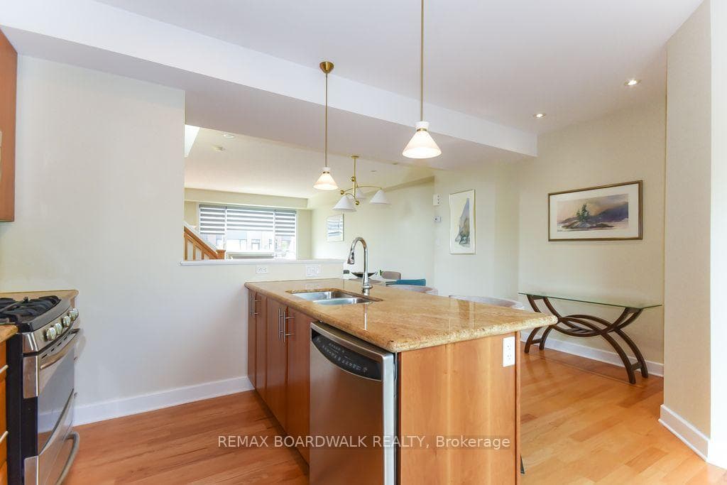 51 Drouin Avenue photo 15