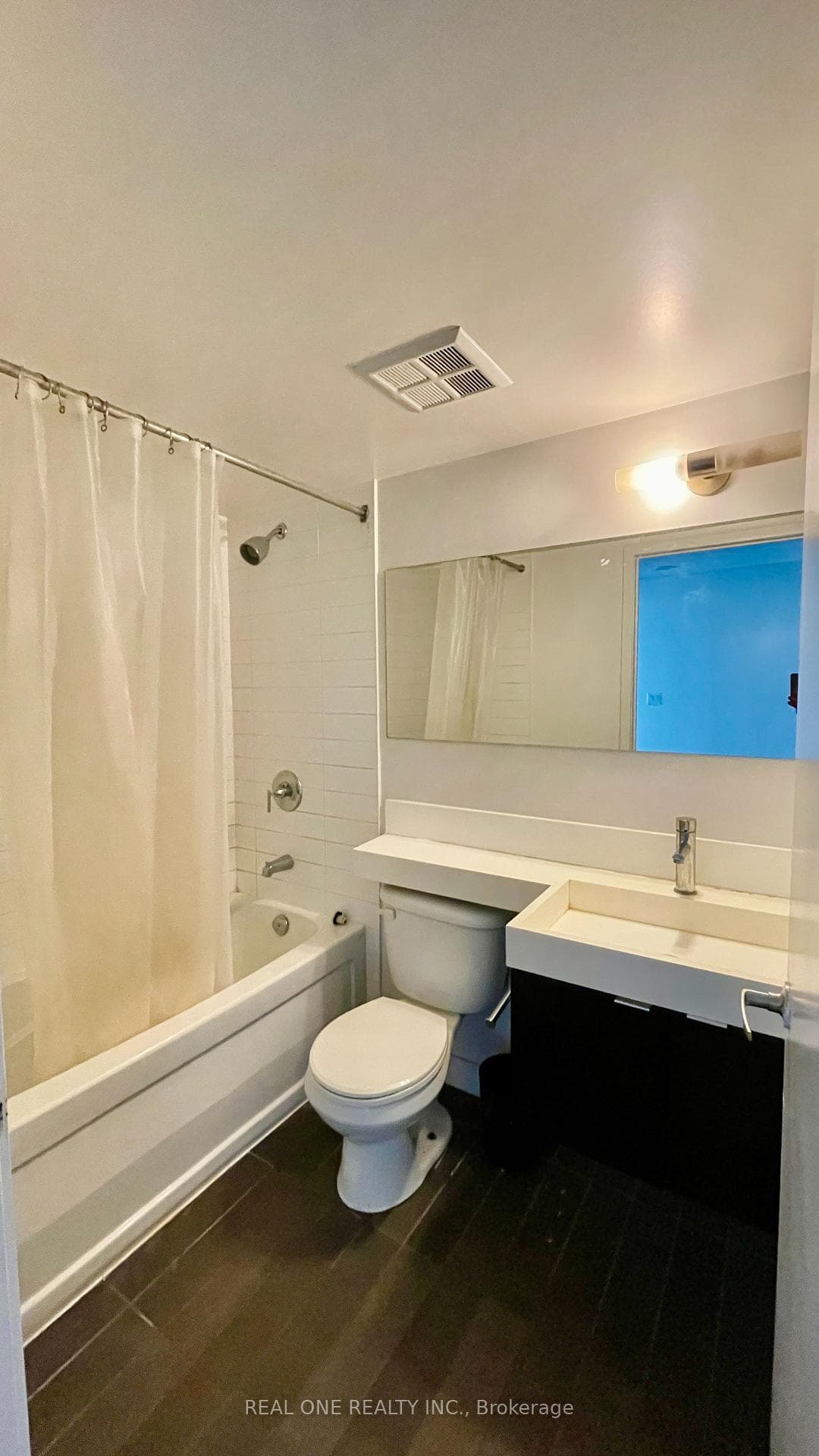 25 Telegram Mews Unit 2816 photo 10