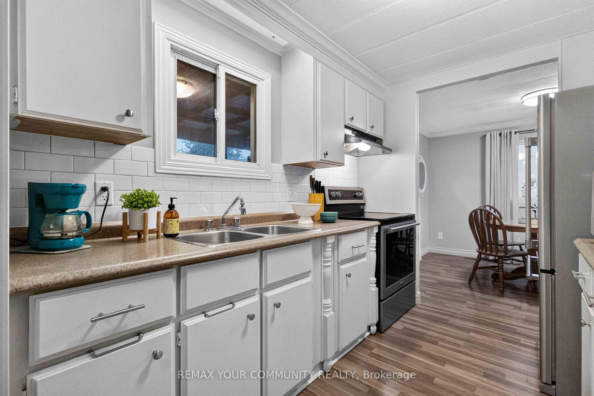 165 Roxanna Drive photo 16