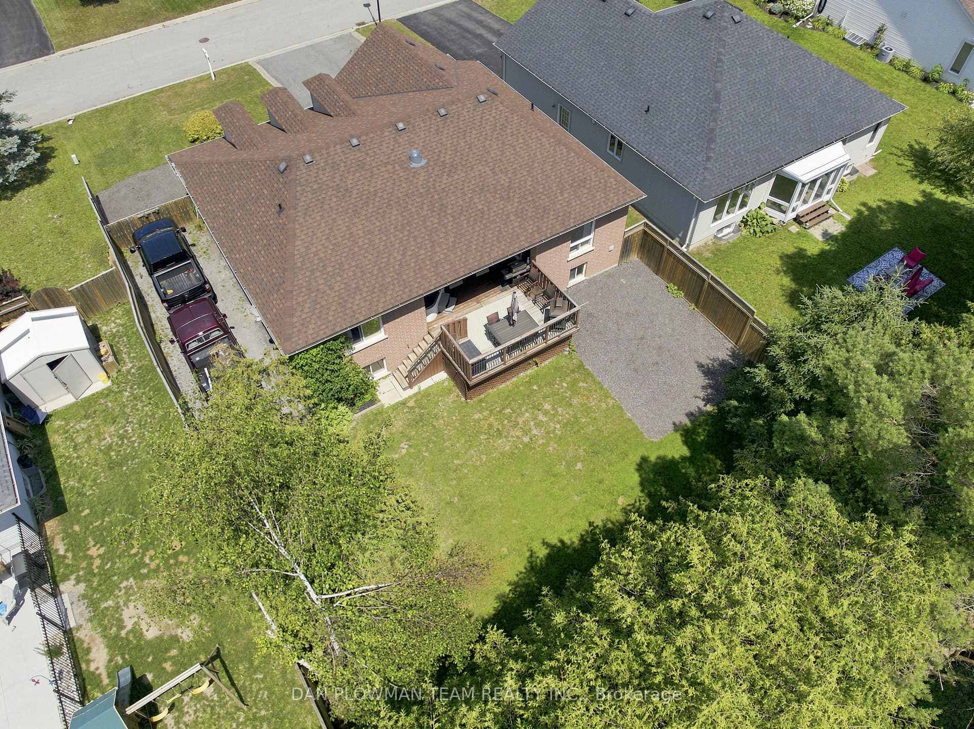 10 Springbank Road photo 43