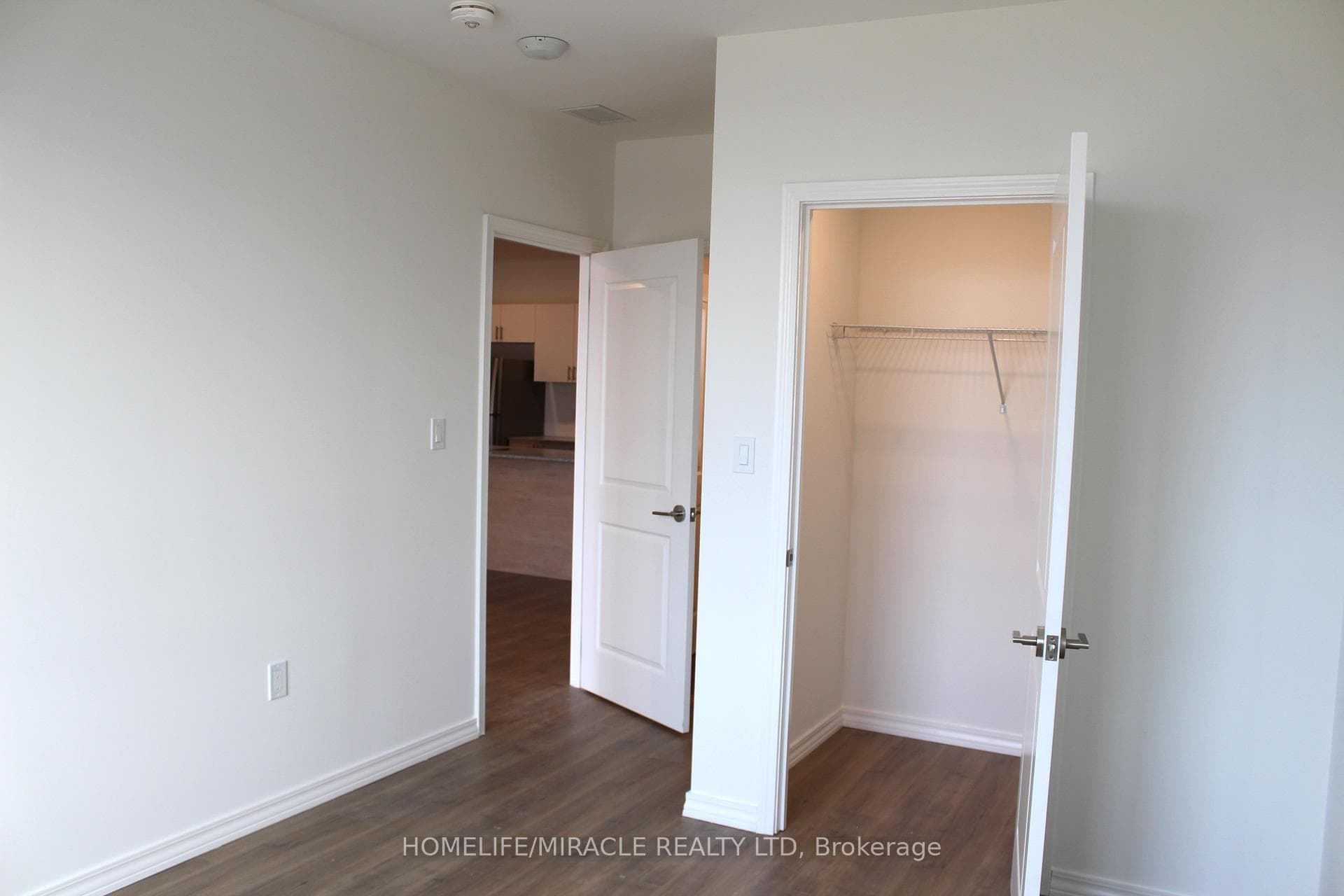 1098 Paisley Road Unit 613 photo 11