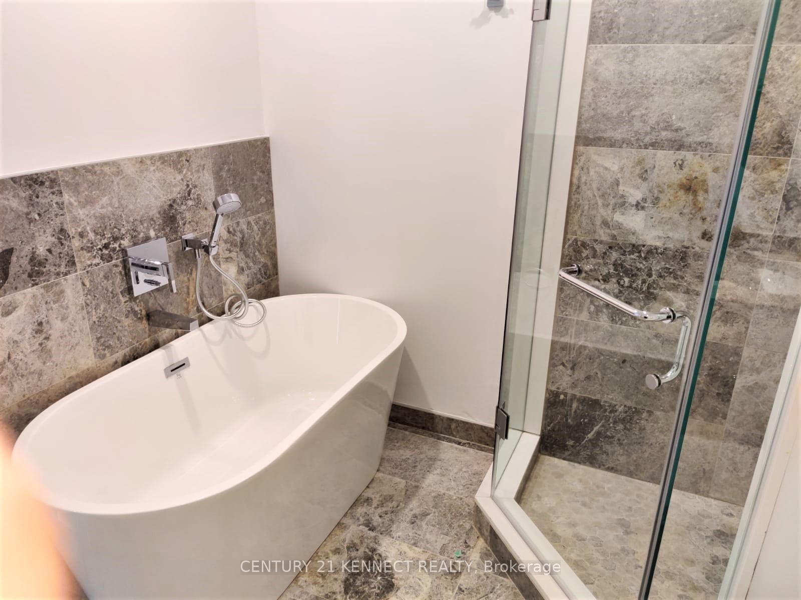 488 University Avenue Unit 4309 photo 12