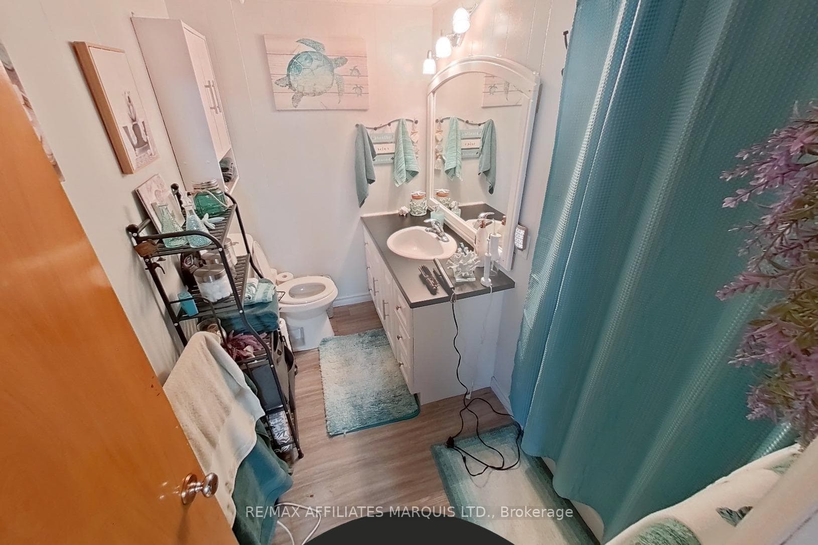 1015 Edythe Avenue photo 14
