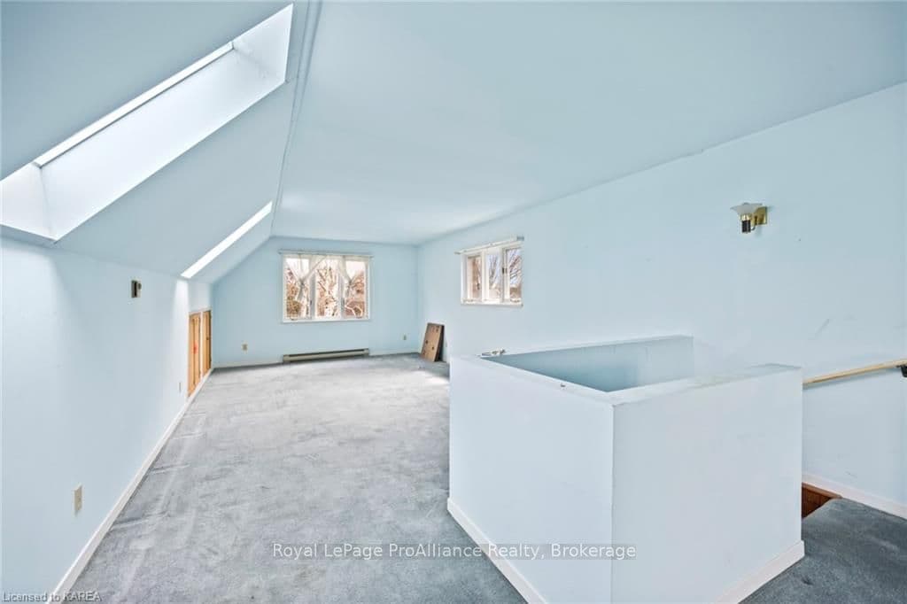 21 CRESCENT Drive photo 22