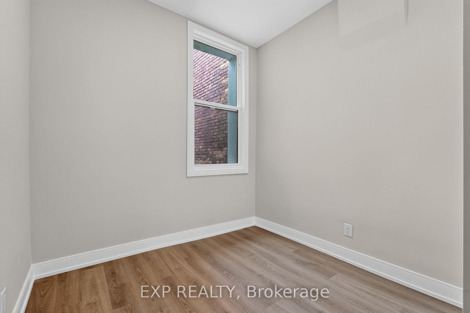 118 Cathcart Street photo 38