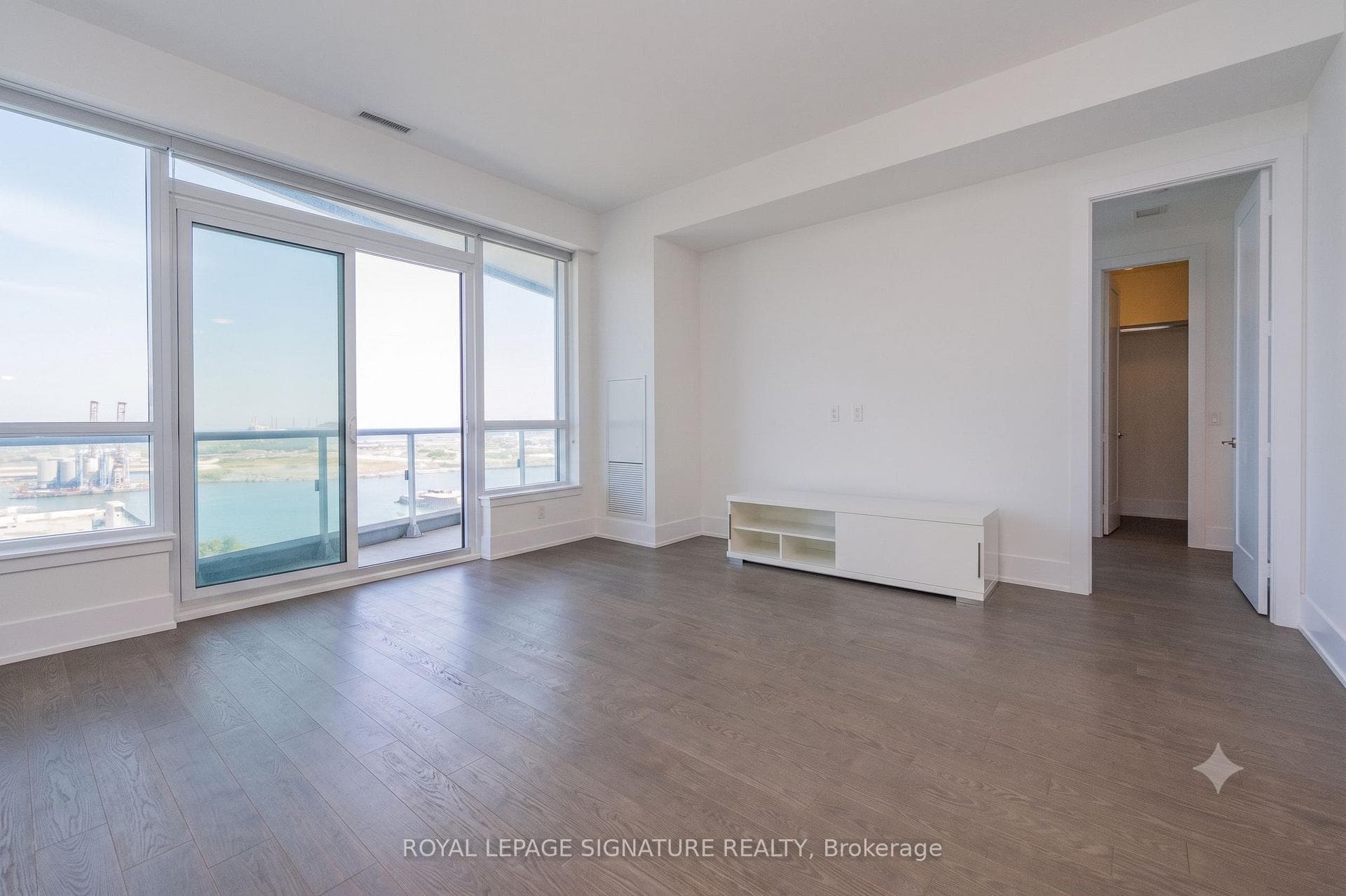 55 Merchants' Wharf N/A Unit 1020 photo 3
