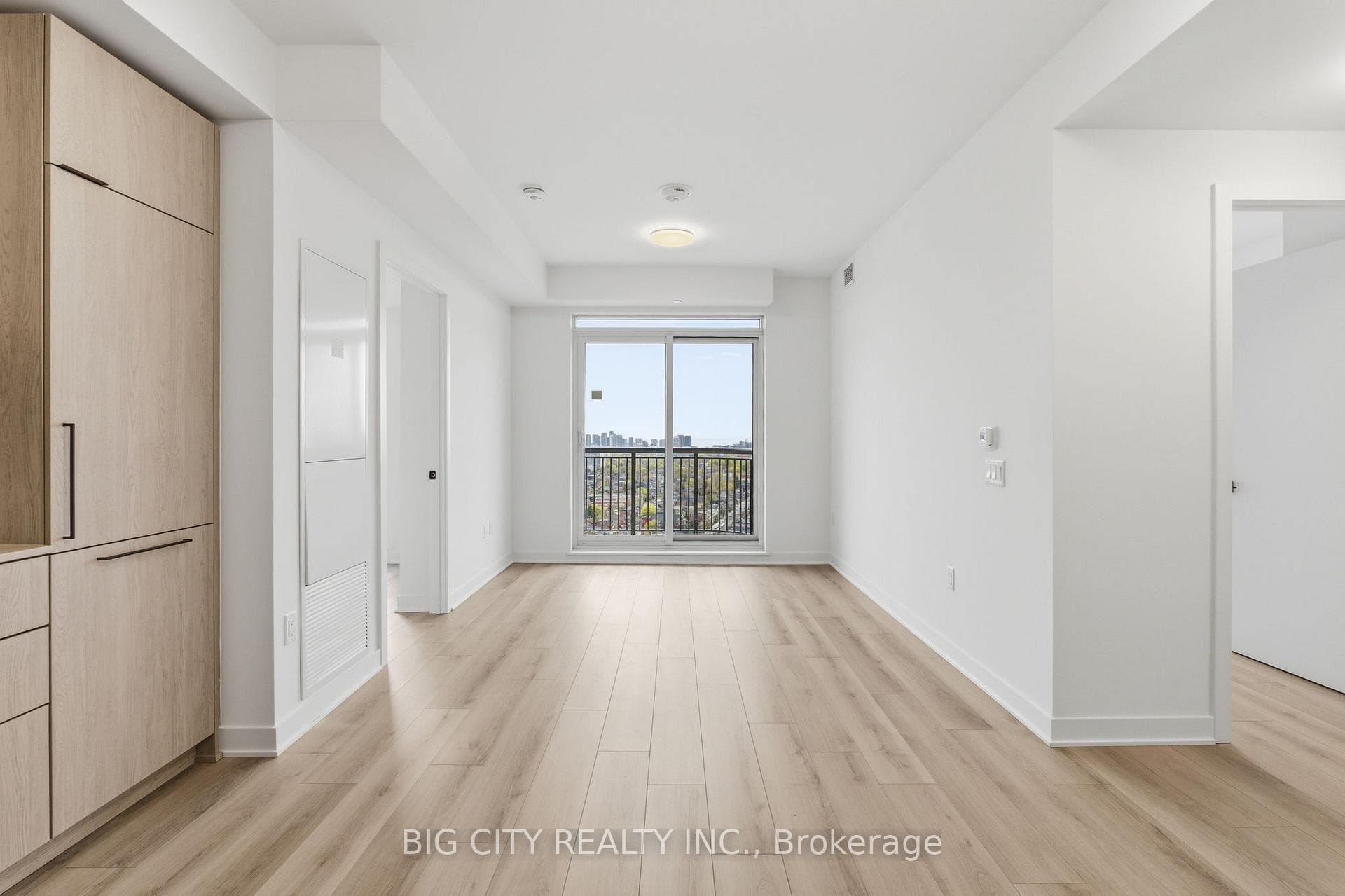 1185 Dupont Street Unit 2009 photo 6