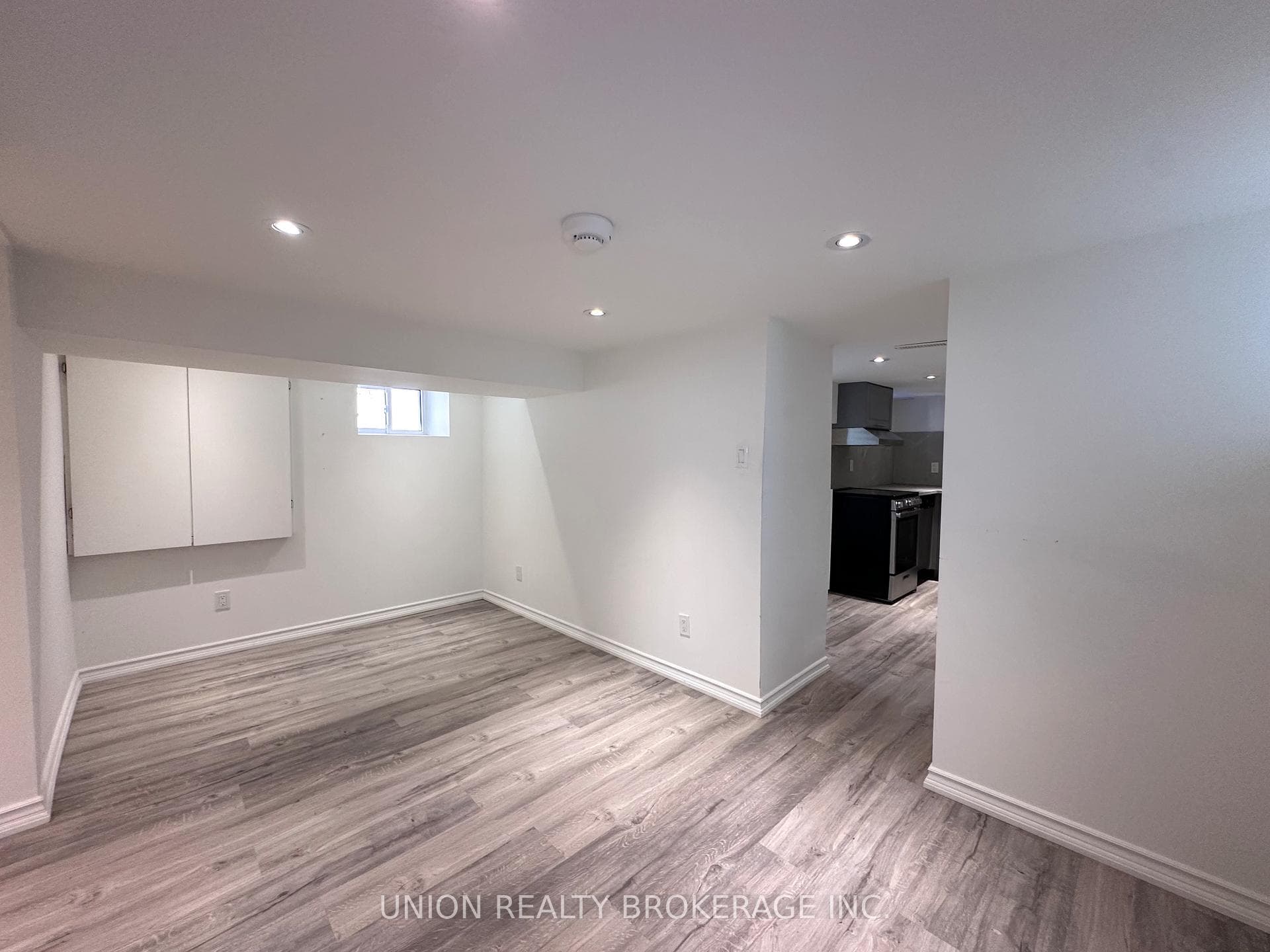 33 Harris Avenue photo 7