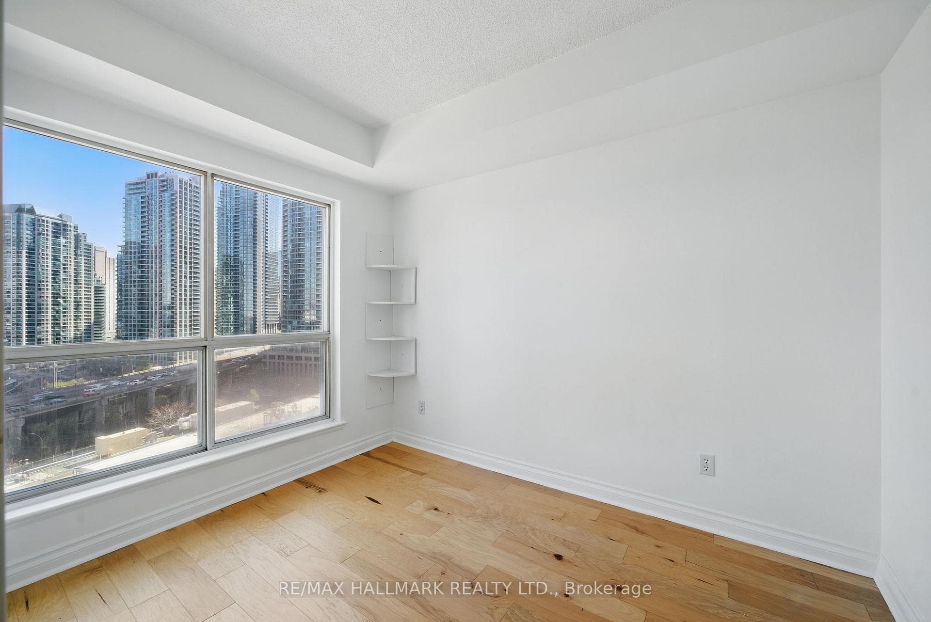 25 The Esplanade N/A Unit 1320 photo 21
