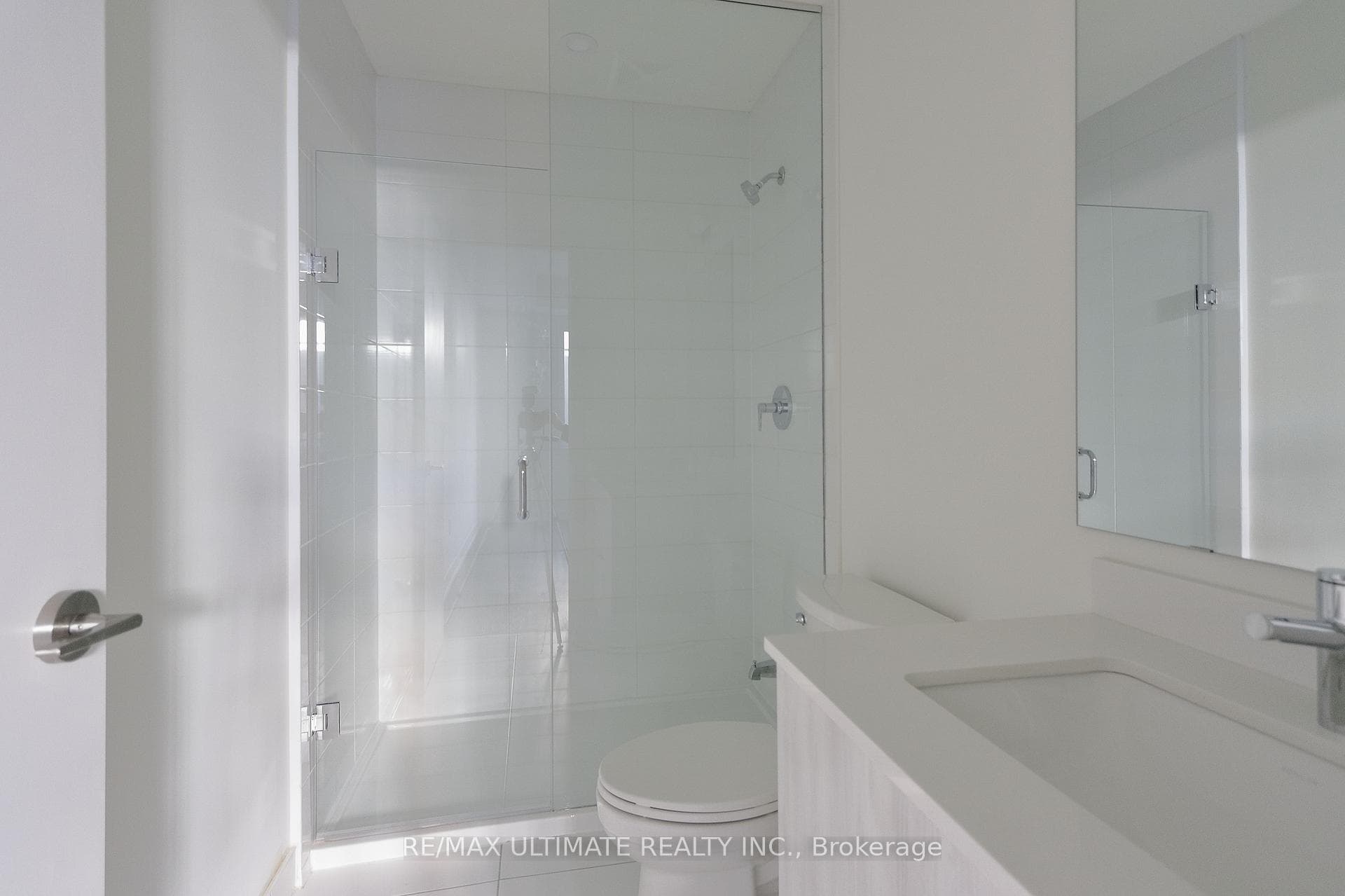 15 David Eyer Road Unit 1404 photo 12