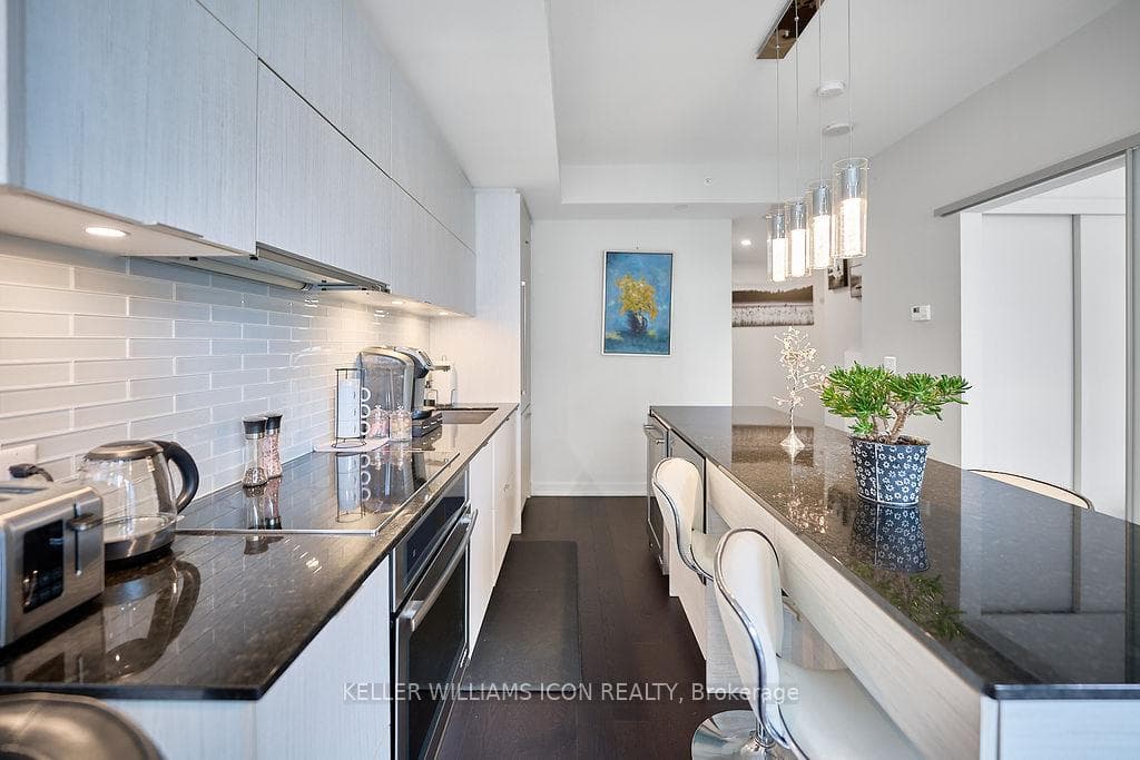 101 Queen Street Unit 1409 photo 14