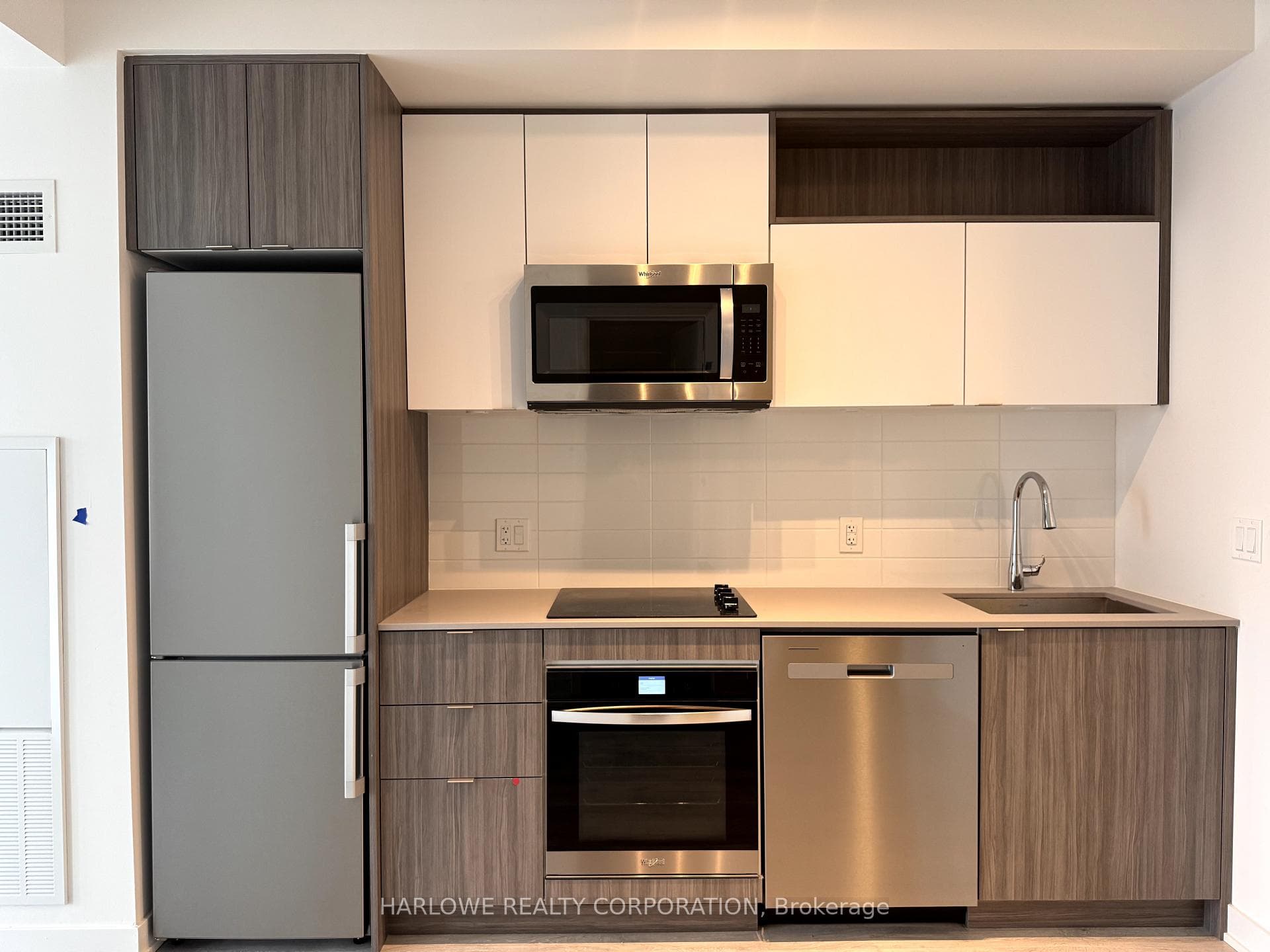 70 Princess Street Unit 1809 E photo 1