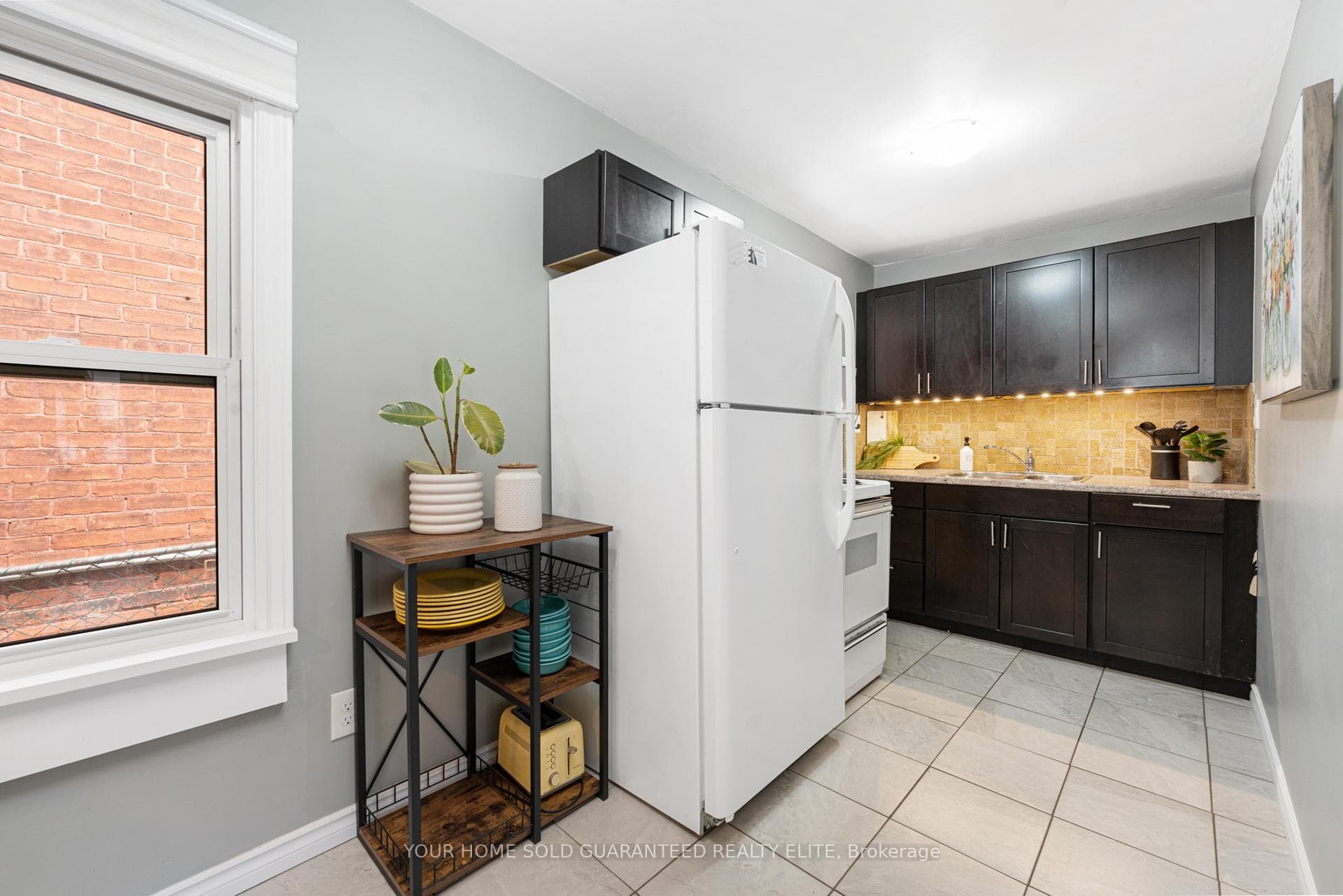 147 Marlborough Street photo 6