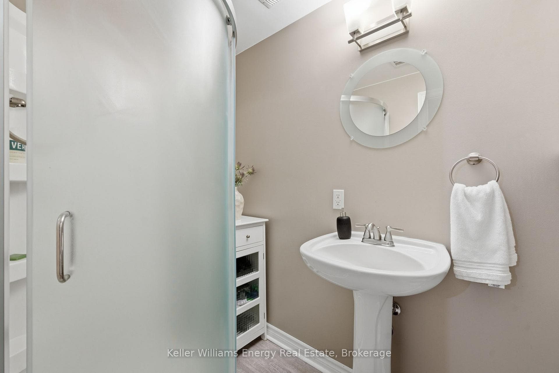 149 Andrew Street photo 28