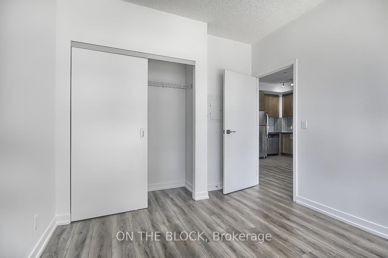 89 Dunfield Avenue Unit 632 photo 12