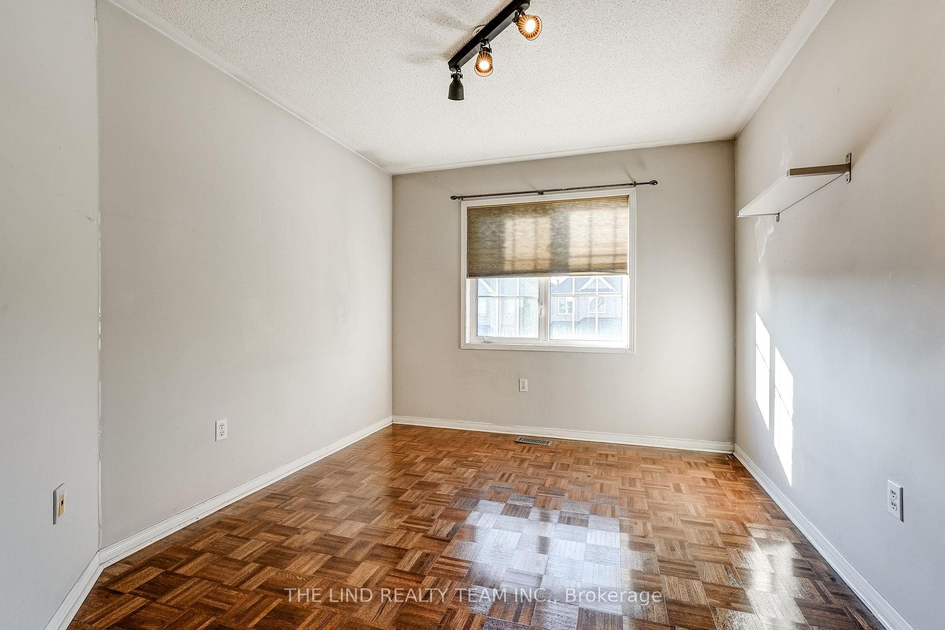 29 Tuscana Boulevard photo 24