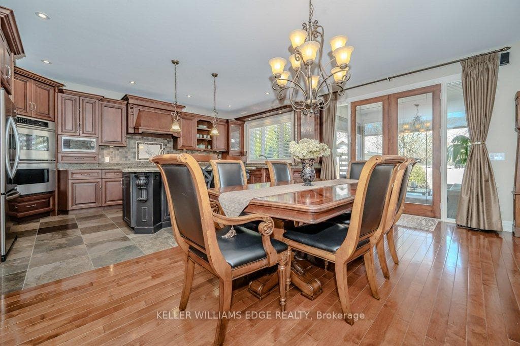 2387 Edith Avenue photo 13