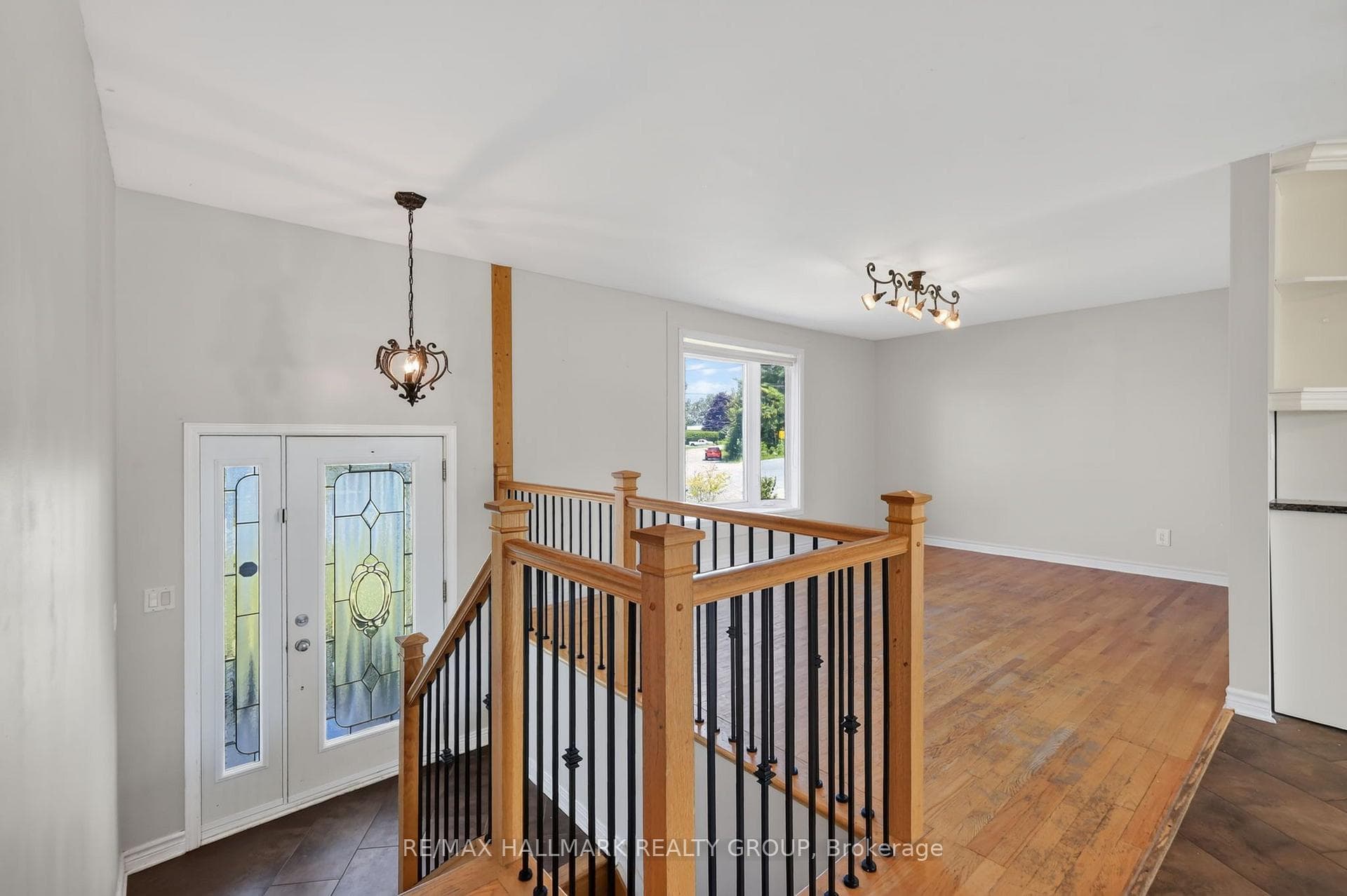 2205 Woods Street photo 3