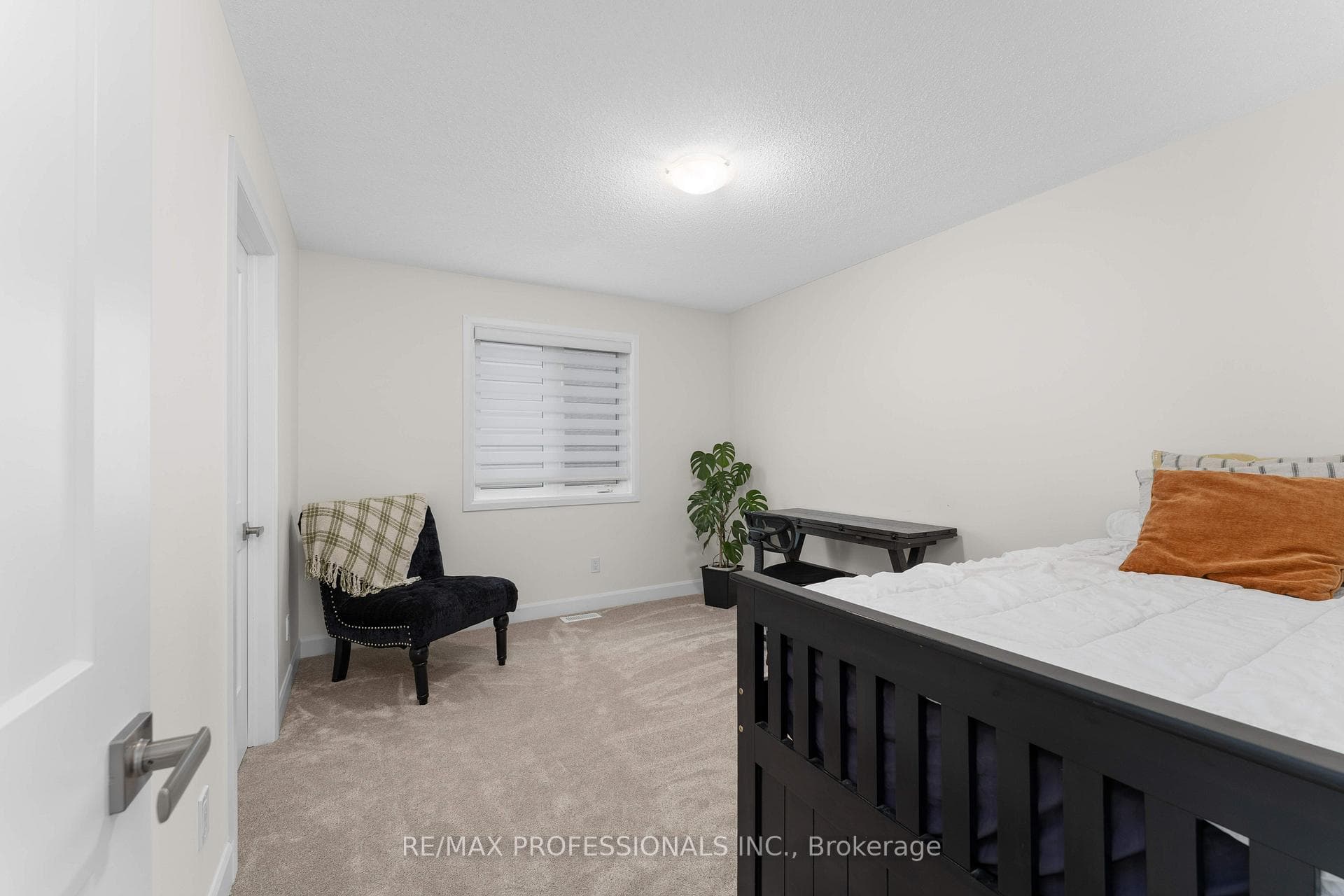 1395 Monarch Drive photo 32
